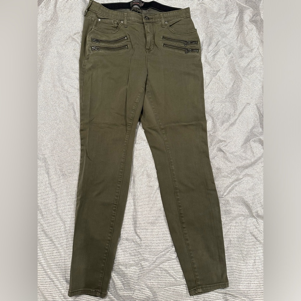 Torrid  Sky High Skinny 14T